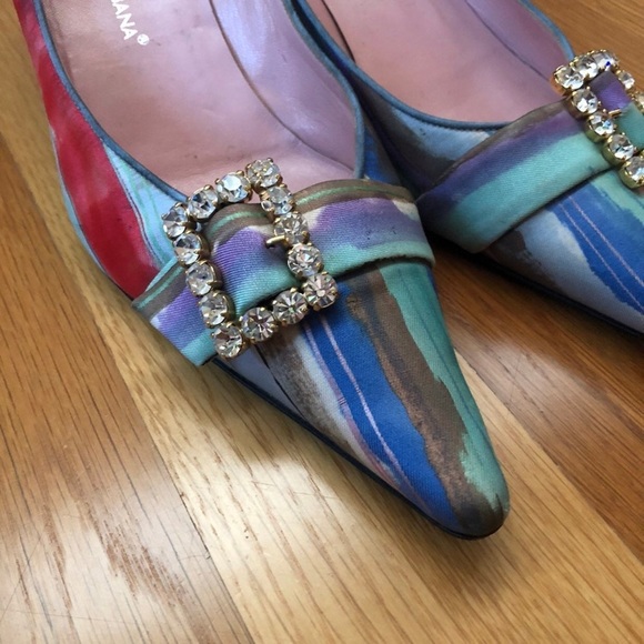 Dolce and Gabbana rhinestone buckle satin kitten heels - Picture 2 of 9